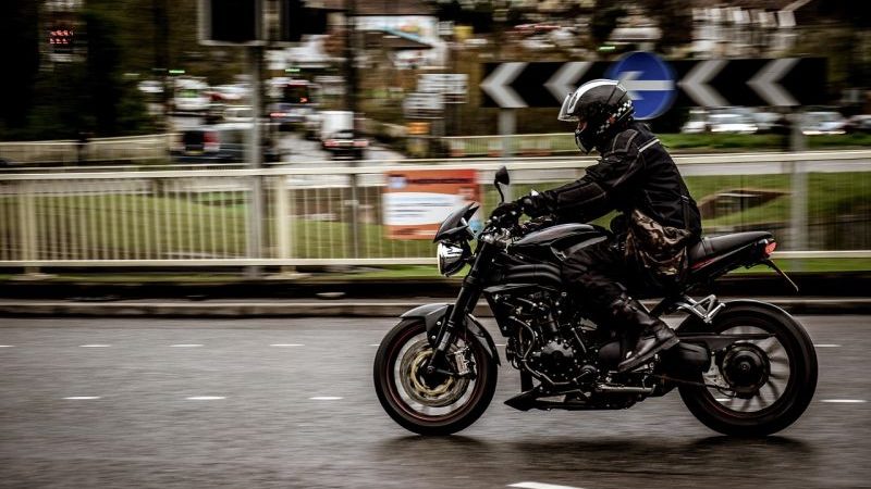 dicas de segurança para motociclistas