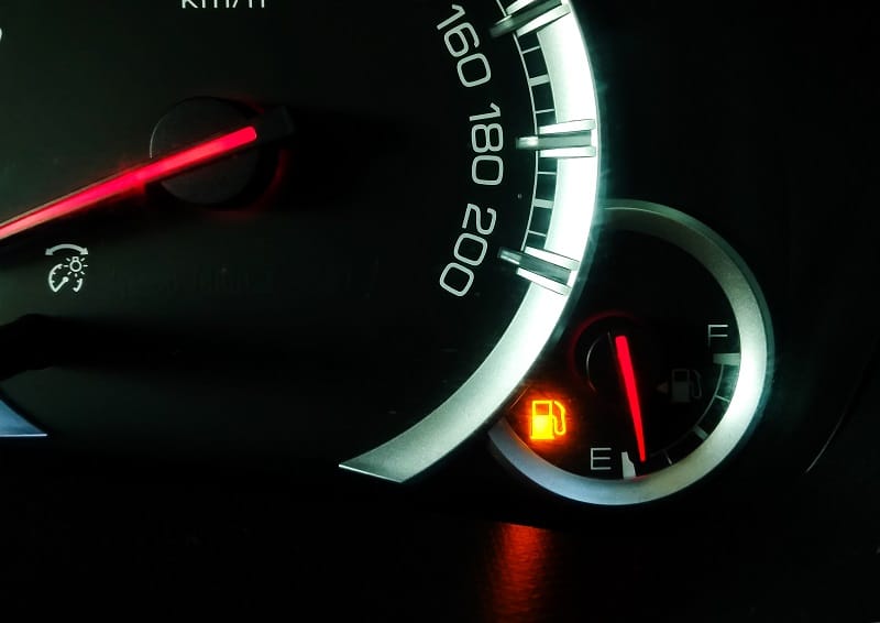 Por que seu carro está consumindo mais combustível do que deveria